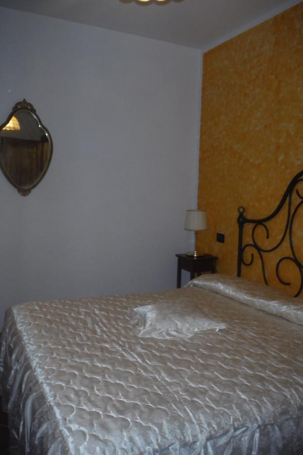 Bed & Breakfast Santa Adriana *